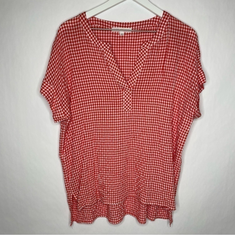 Jane + Delancey Red Checkered Short Sleeve Top.